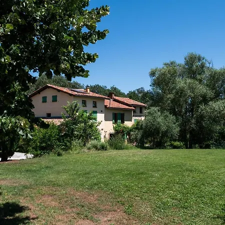 Chaumarty Ecogites 펜션 *